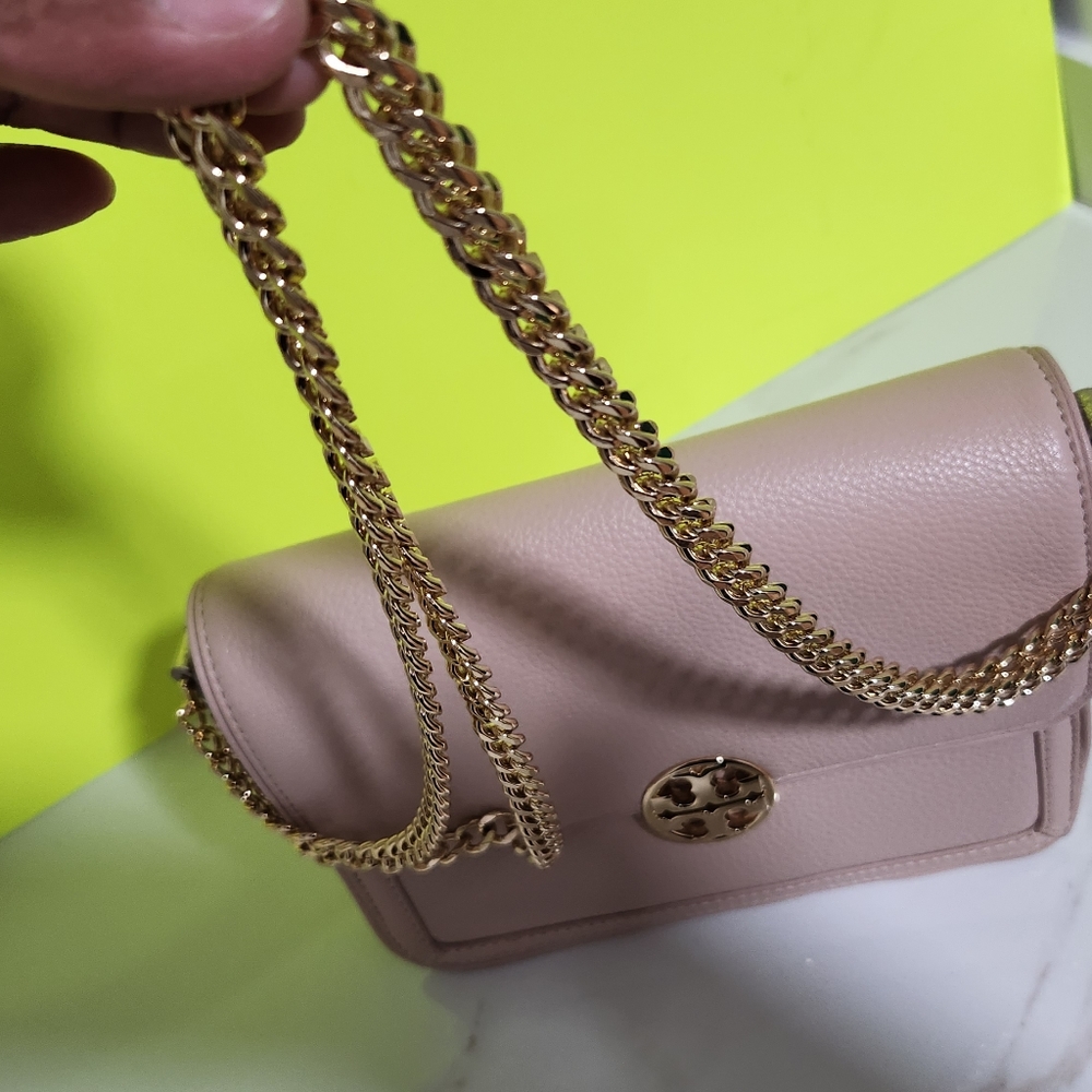 Tory Burch - Picture 5 of 8